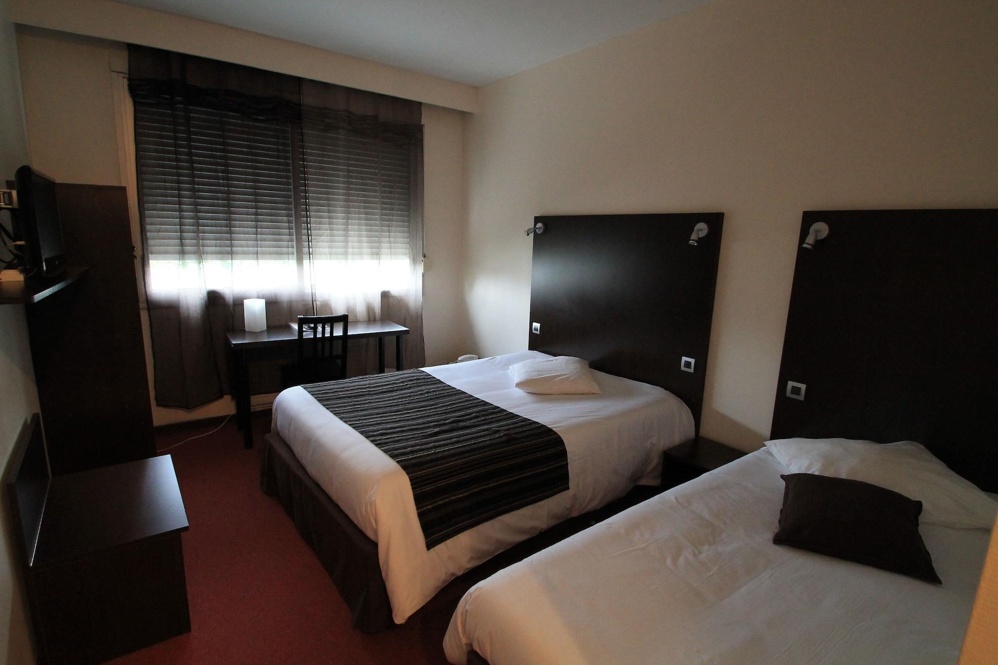 Adonis Lyon Est Hotel Artys Saint-Priest-en-Jarez المظهر الخارجي الصورة