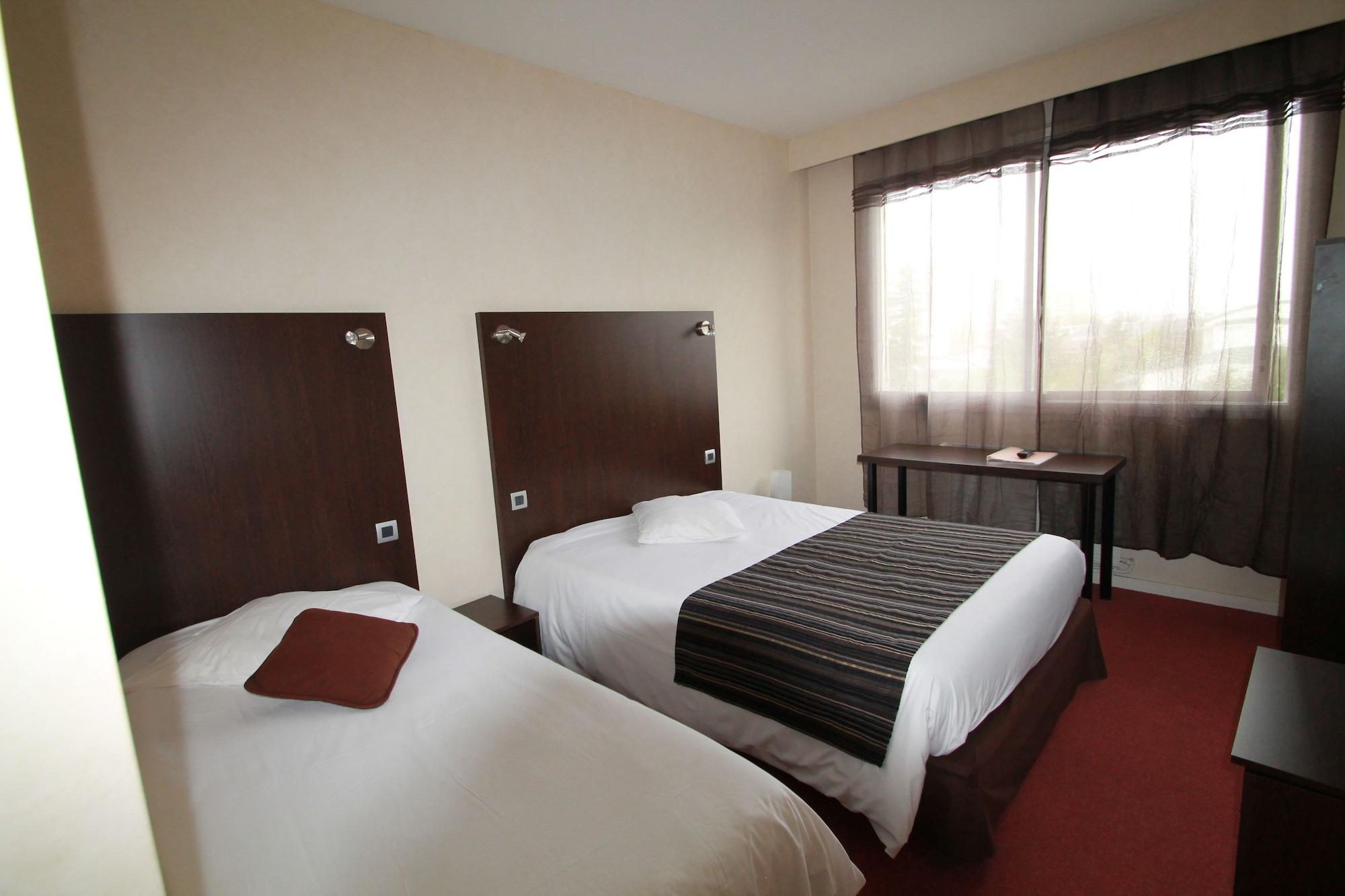 Adonis Lyon Est Hotel Artys Saint-Priest-en-Jarez المظهر الخارجي الصورة