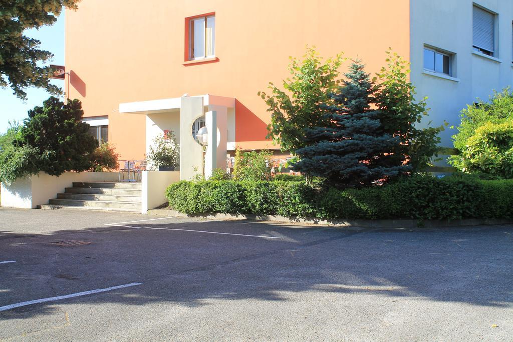 Adonis Lyon Est Hotel Artys Saint-Priest-en-Jarez المظهر الخارجي الصورة